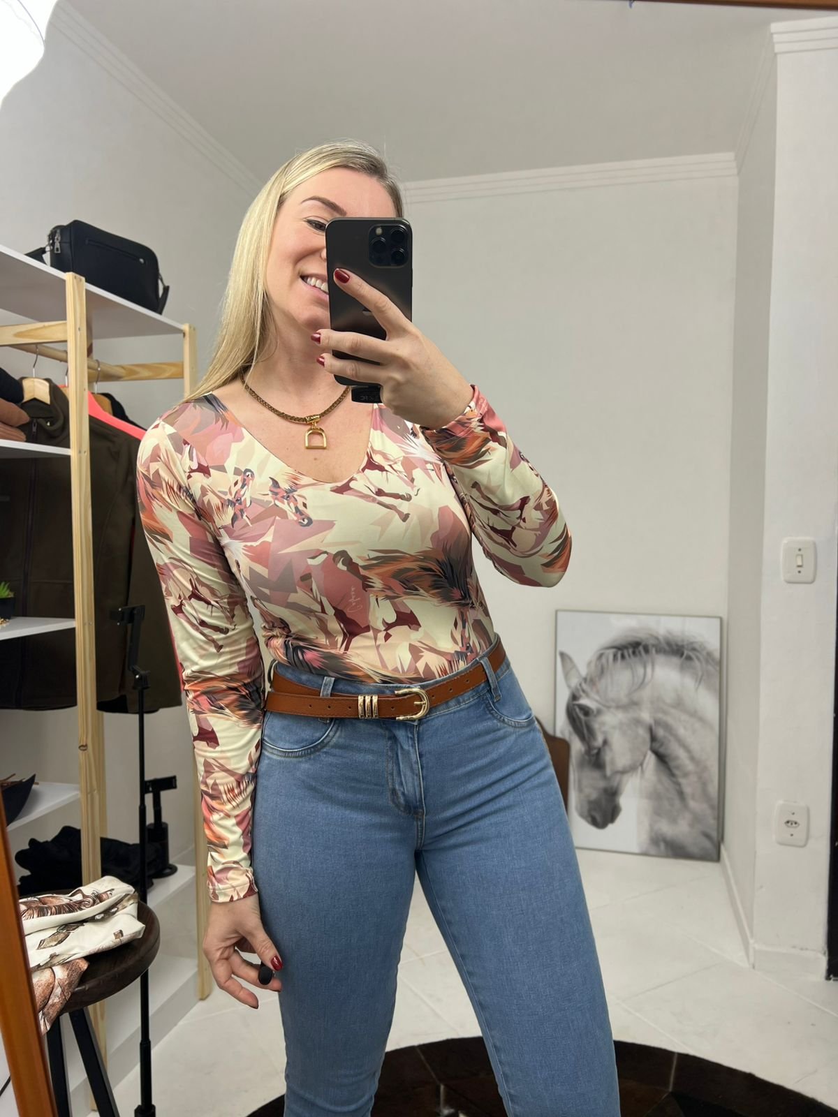 01 body feminino suzy