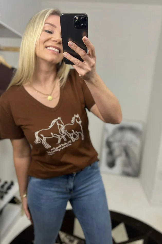 07 t shirt feminina cavalgada