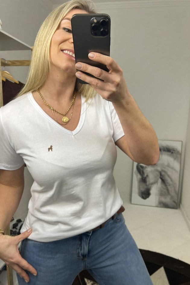 02 t shirt feminina carolina