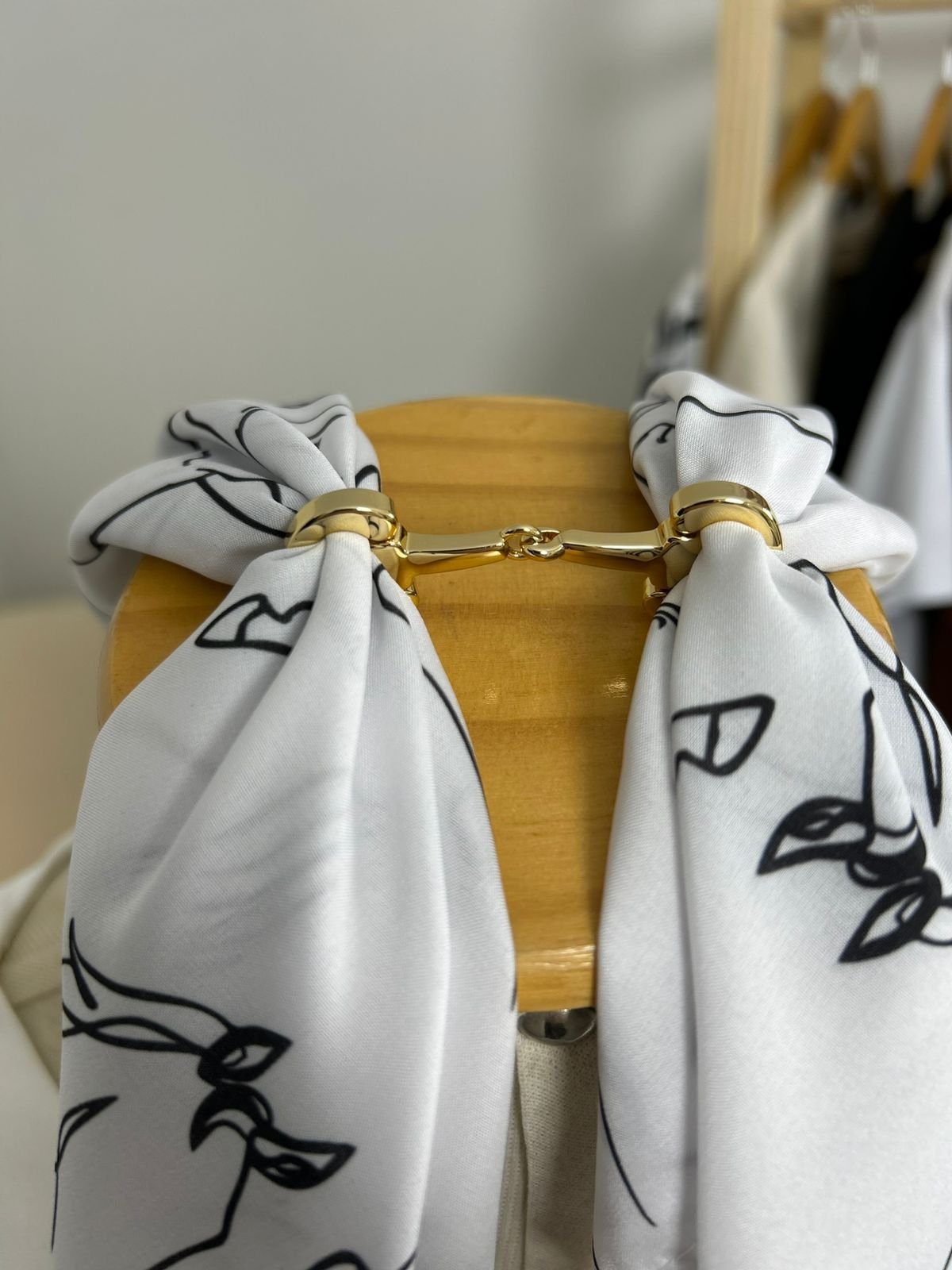 32 lenco feminino cabana