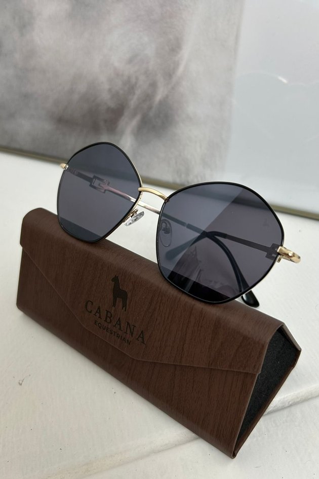 05 oculos cabana lilia