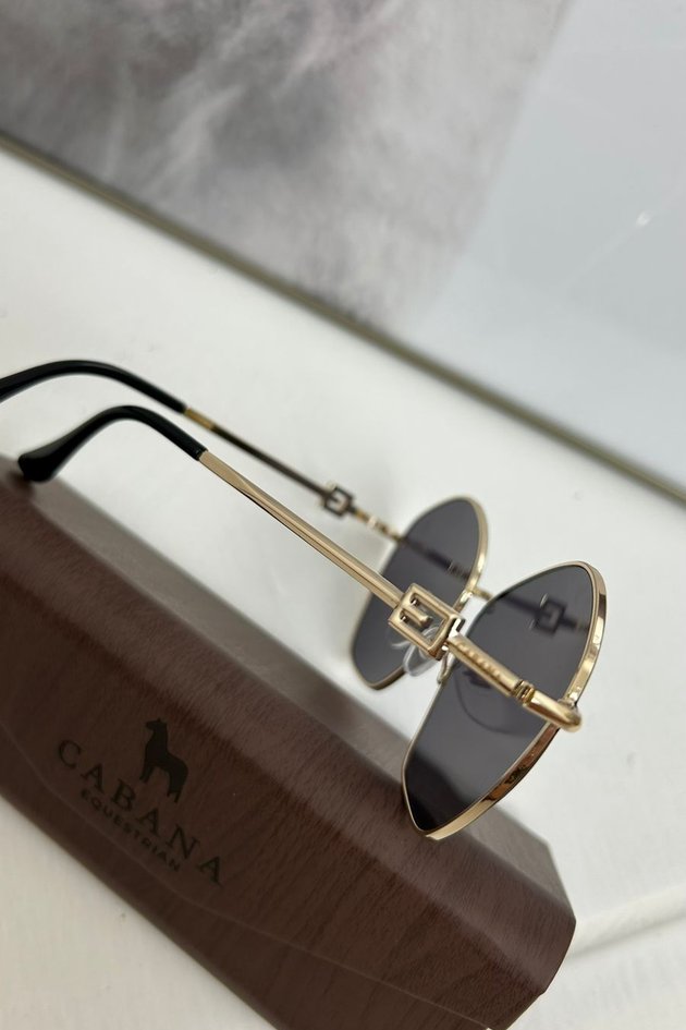 07 oculos cabana lilia