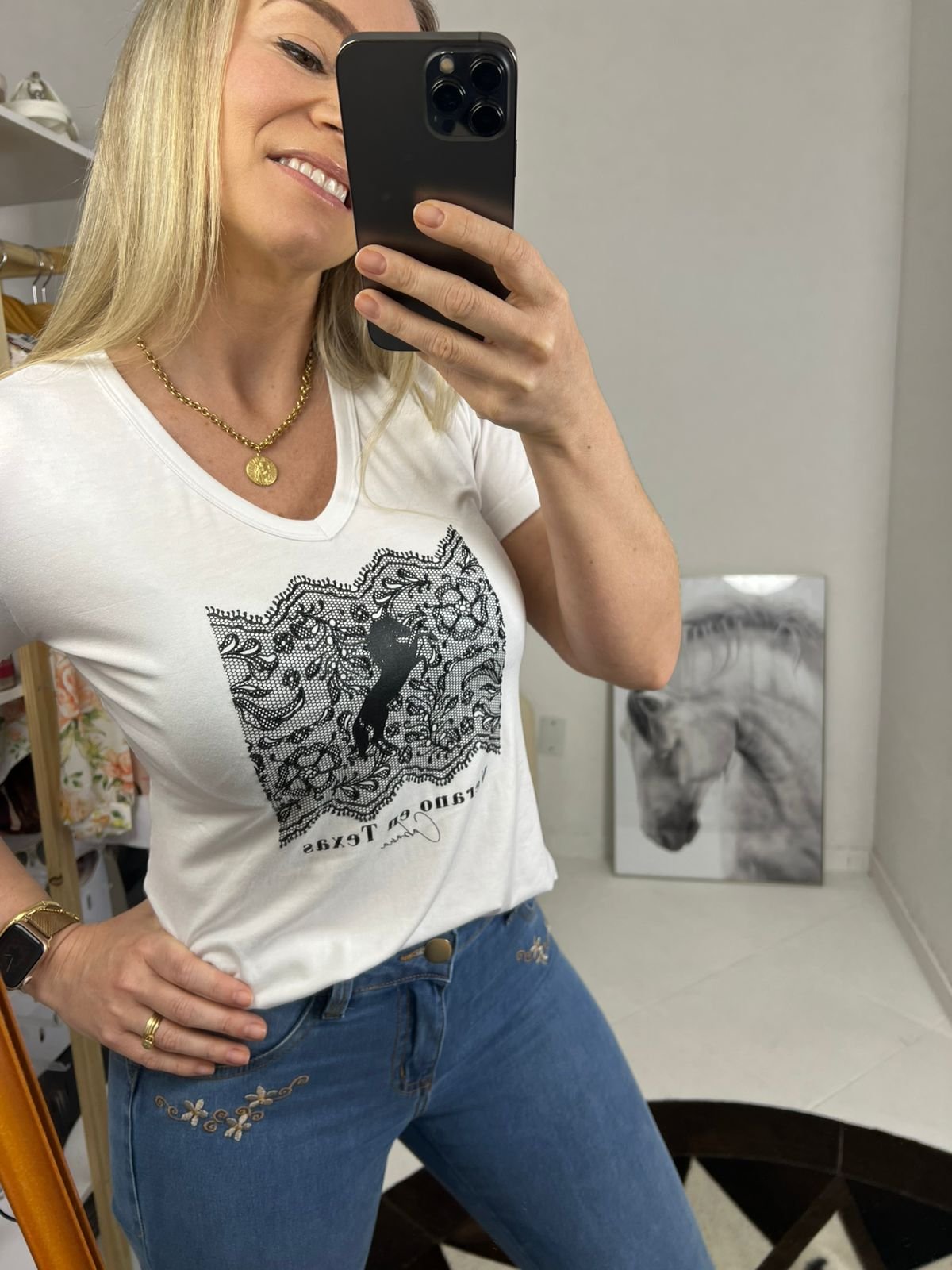 01 t shirt feminina larissa