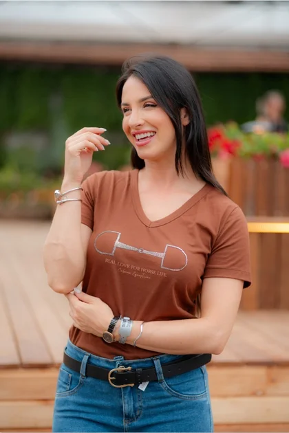 03 t shirt feminina bridao talita